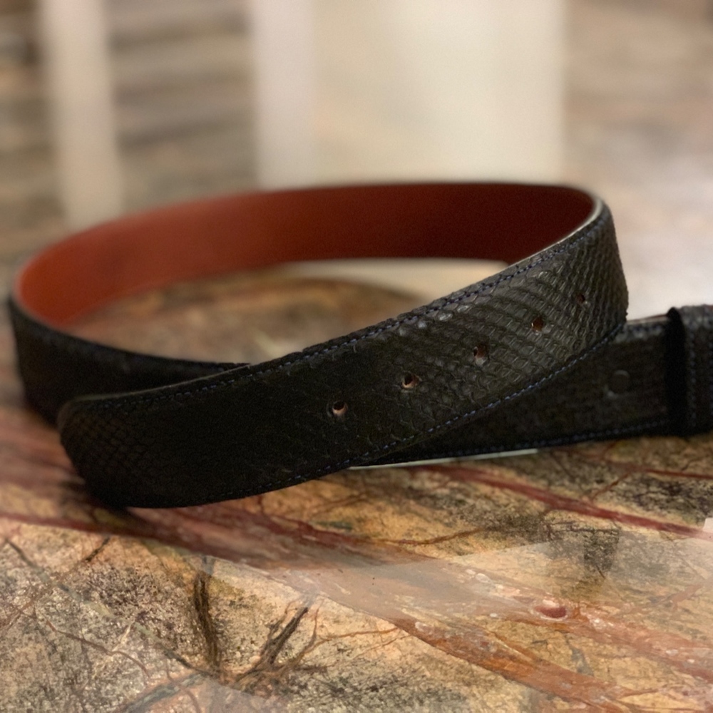 House of Fleming Dark Navy Alligator Belt